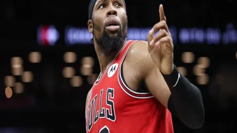 “克罗地亚与法国欧国联对决：姆巴佩、登贝莱领衔首发，莫德里奇在列”